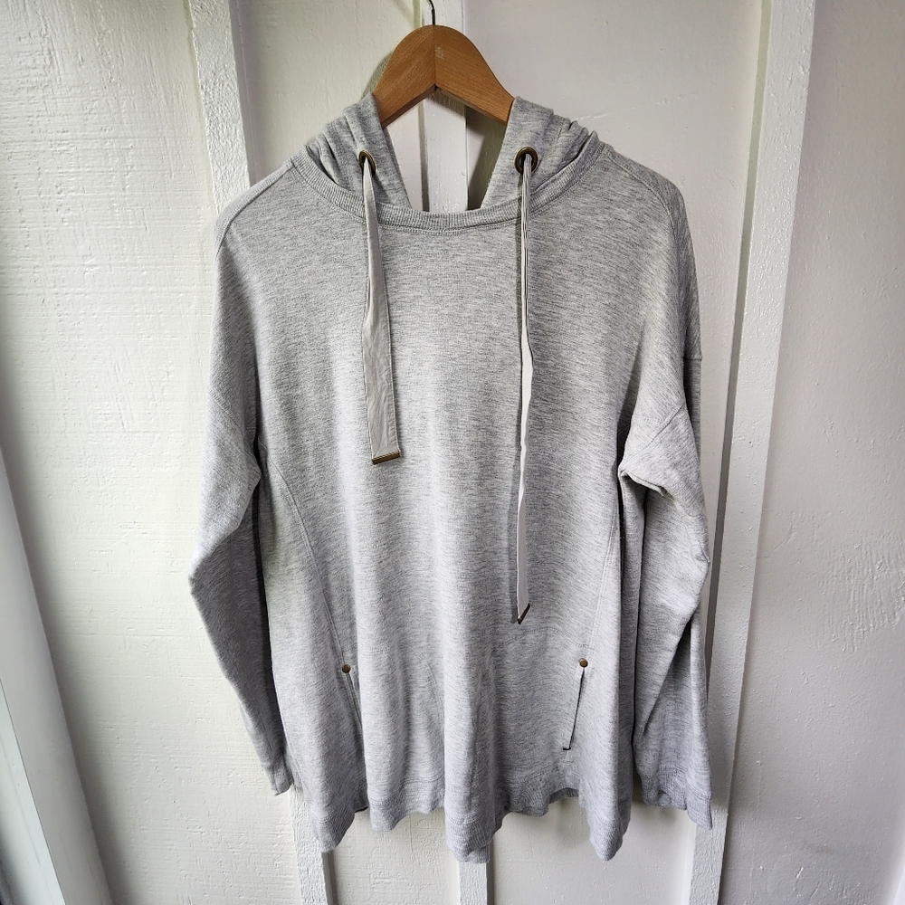 Soft Surroundings Gray Hoodie With Pockets Thumbhole Sleeve Stretch Fit
